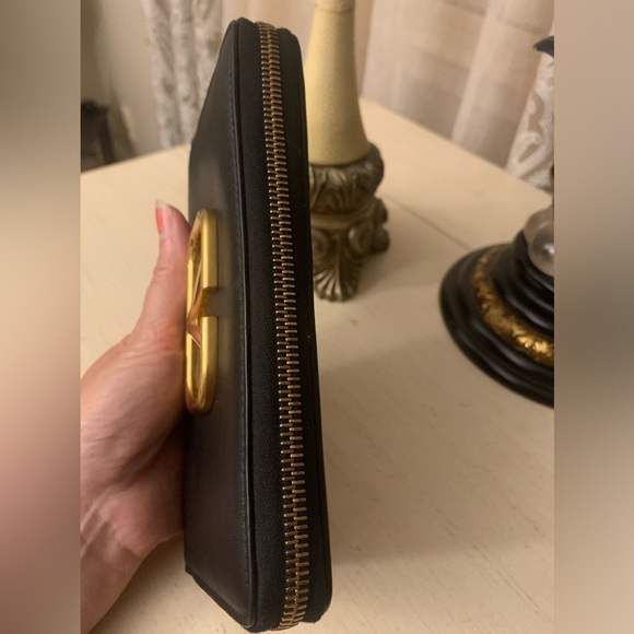 Valentino Garavani wallet - Picture 13 of 16